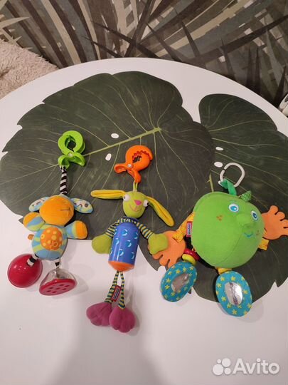 Подвесные игрушки tiny love