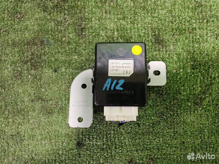 Блок управления стеклоочистителем Ssangyong Actyo