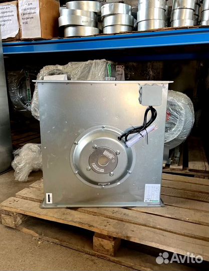 Вытяжной прямоугольный вентилятор