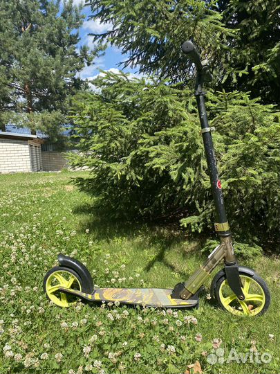 Самокат взрослый Explore