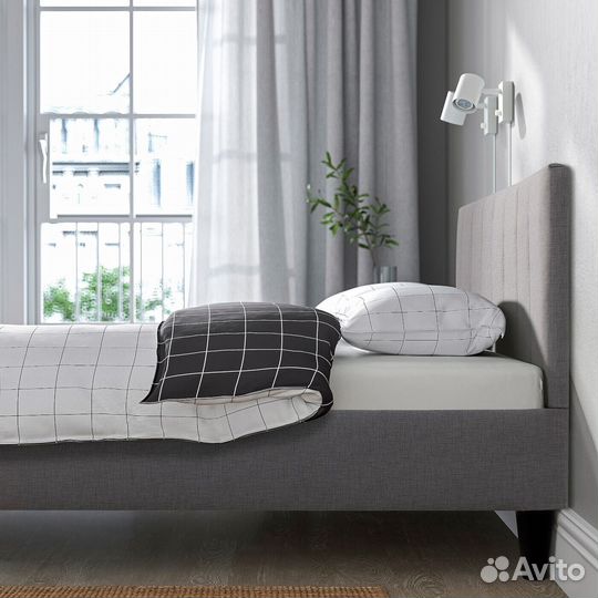 Двуспальная кровать faludden IKEA, 160х200см