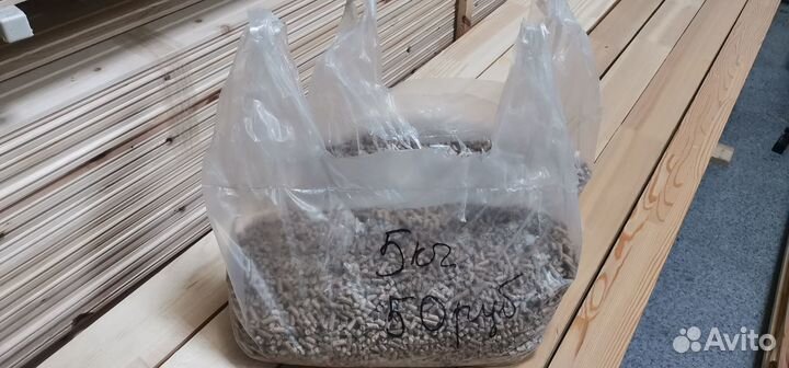 Древесный наполнитель для туалета животных