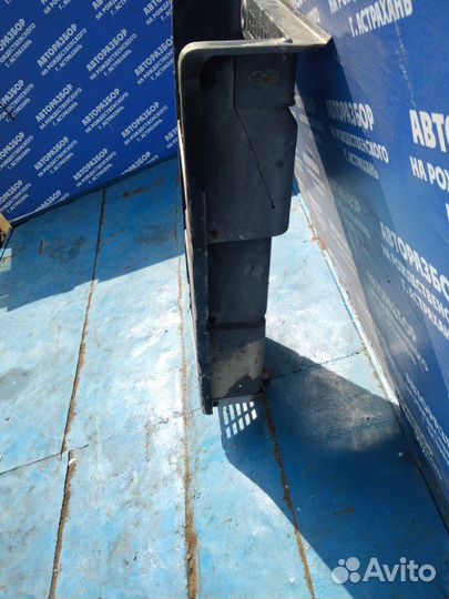 Подножка. Renault Premium грузовой тягач