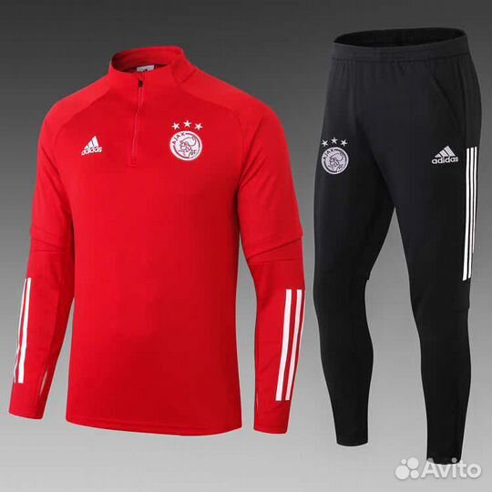 Тренировочный футбольный костюм