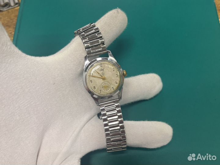 Часы в ассортименте