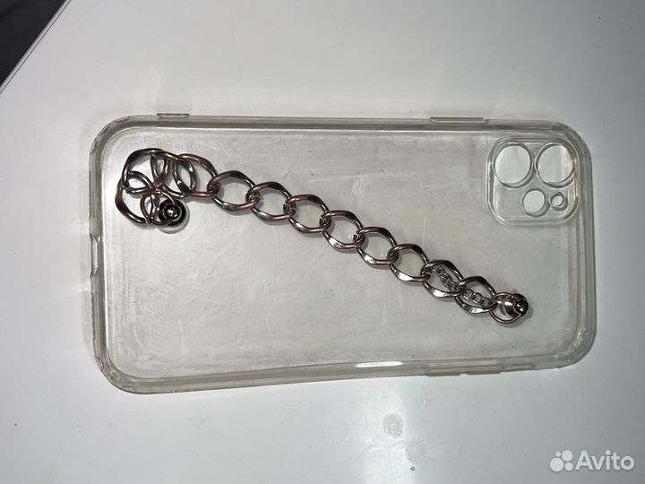 Чехолы на iPhone 11