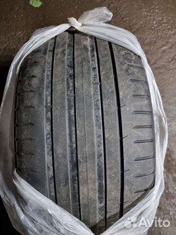 Nokian Tyres Hakka Black 2 SUV 295/40 R21 111