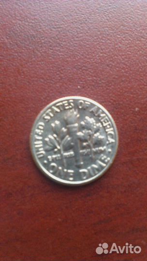 Продам монетку серебро