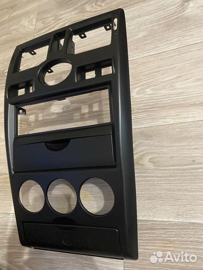 Черная консоль priora 1