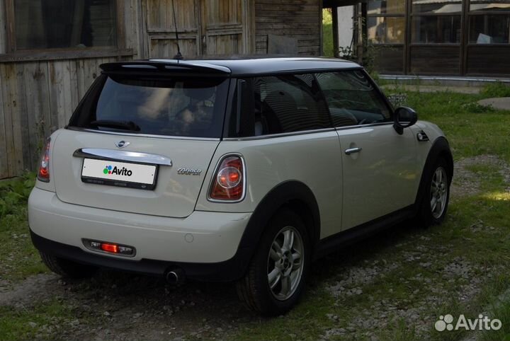 MINI Cooper 1.6 МТ, 2011, 57 500 км
