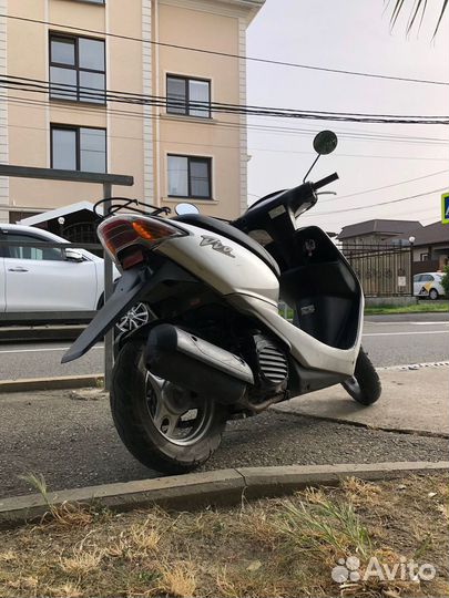 Honda dio af 68