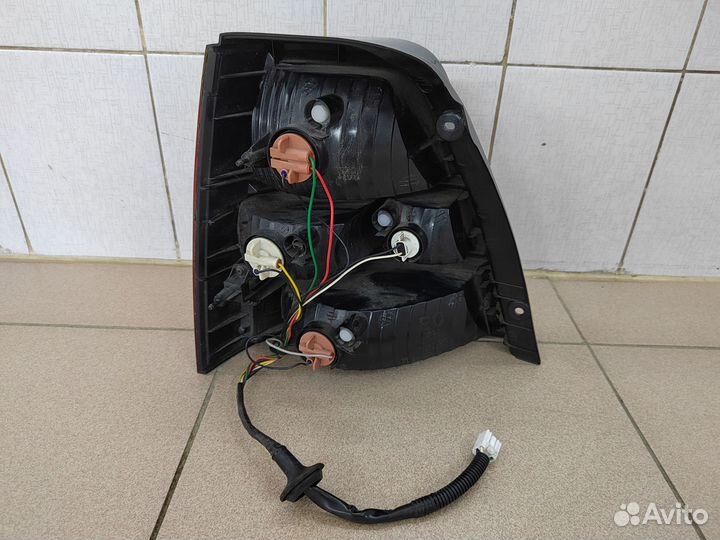 Фонарь задний правый Kia Sorento BL рестайлинг