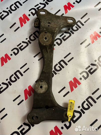 Опорная балка коробки передач bmw 22316771064