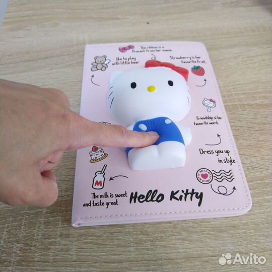 Блокнот со сквишем Hello Kitty