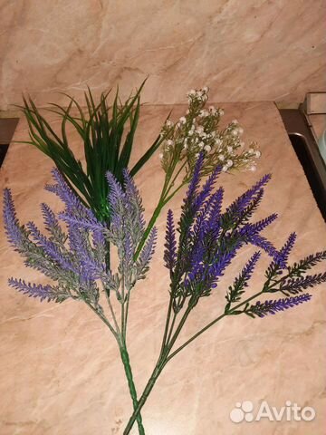 Искусственная трава,цветы