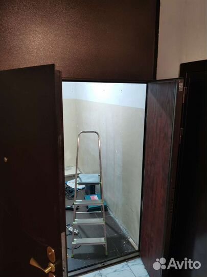 Тамбурная перегородка