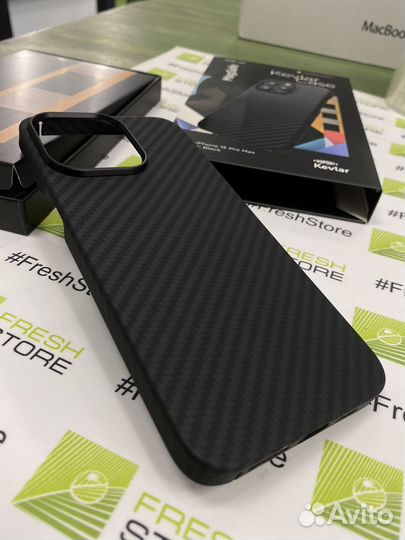 Чехлы из карбона на iPhone 15 Pro Max / 15 Pro