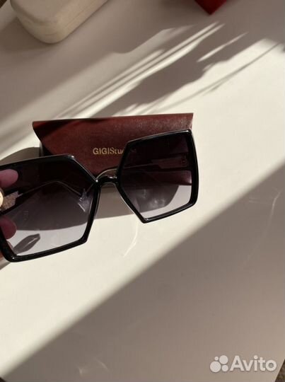 Солнечные очки новые
