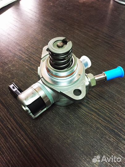 Оригинальный насос высокого давления (тнвд) фокус