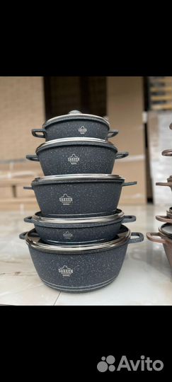Набор кастрюль