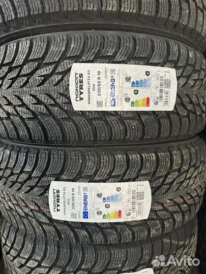 Nokian Tyres Hakkapeliitta R3 235/55 R19 105R