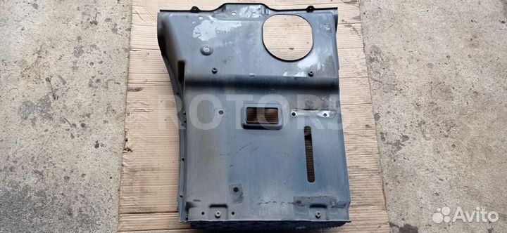 Ступеньки кабины левое Scania P 5 2011 1854227