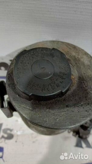 Бачок гидроусилителя руля Nissan Primera P10 2.0