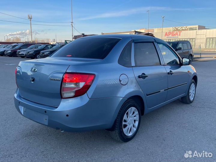 LADA Granta 1.6 МТ, 2015, 180 370 км