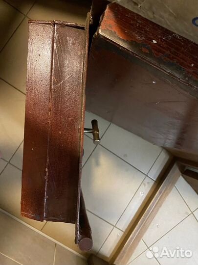 Шкаф металлический сейф для денег