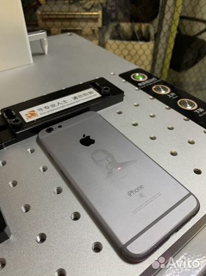 Гравировка на ноутбуке, металле, коже, пластике