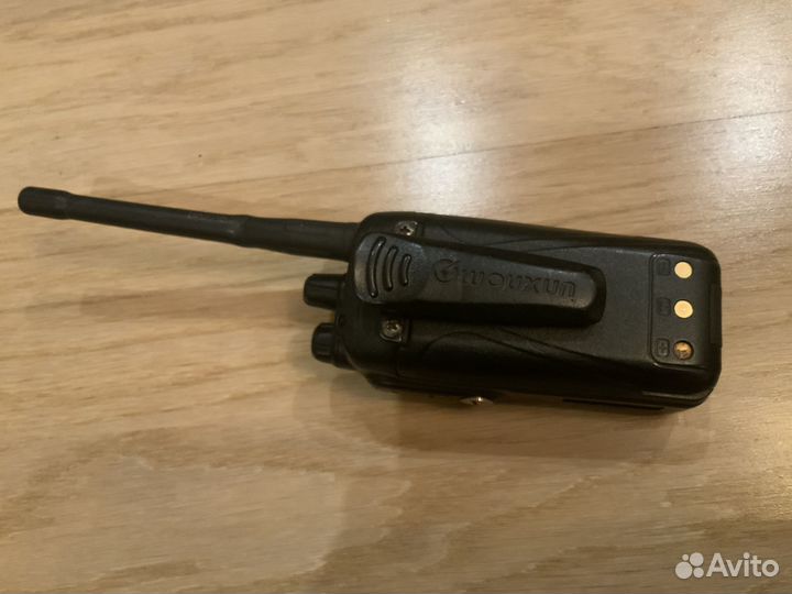 Портативная радиостанция Wouxun KG-988 U 6/4/1 Вт