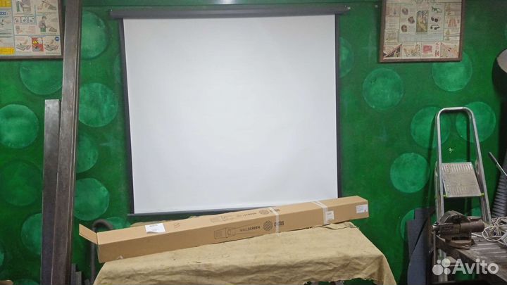 Проектор wanbo с рулонным экраном 150/150