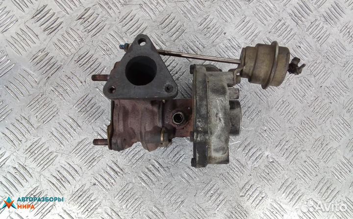 Турбина Volkswagen Golf 4 2001 038145701D