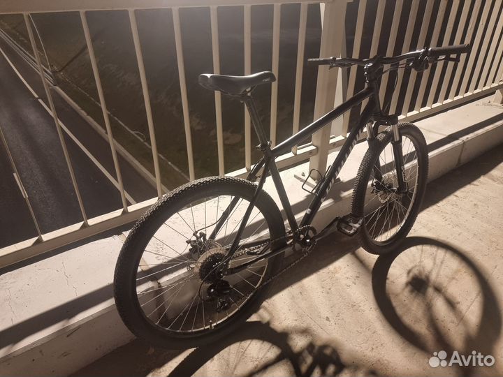 Велосипед горный Forward Sporting 27.5 Disc 2.0