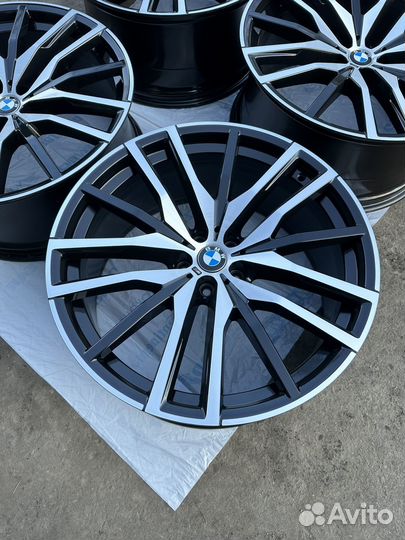 Диски оригинал BMW G05 G06 Х5 Х6 742М стиль R22