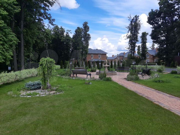 Коттедж 256,6 м² на участке 16 сот.