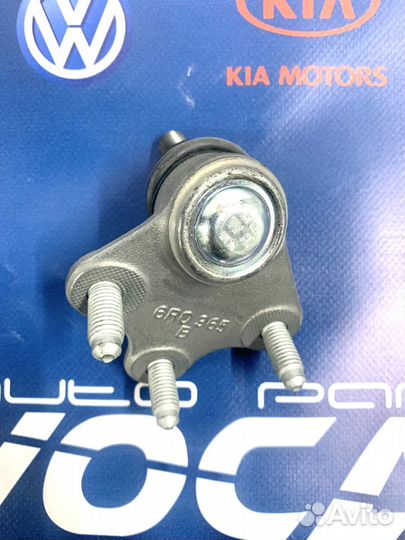 Опора шаровая передняя правая Skoda Octavia 2013