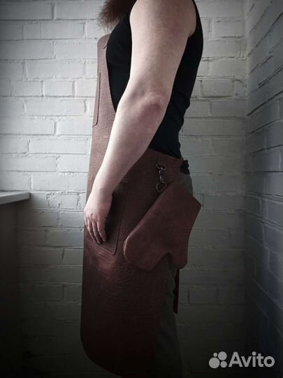 Фартук для кухни из натуральной кожи