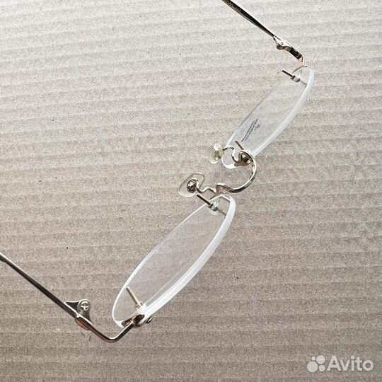 Очки VW Motorsport сделано в Японии