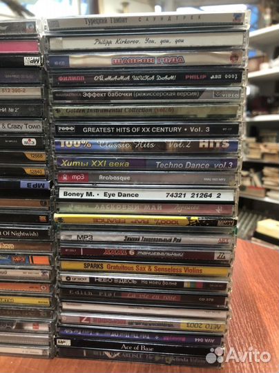 Музыкальные диски. 71 шт. Цена за все
