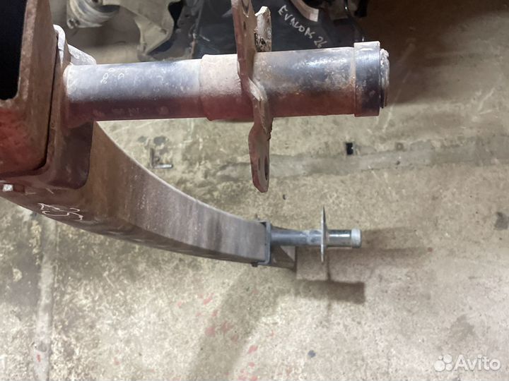 Усилитель бампера пассат б5