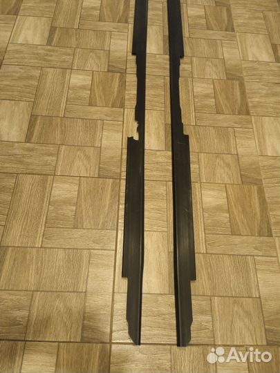 Накладки порогов внутри салона Audi 100, 200 C3