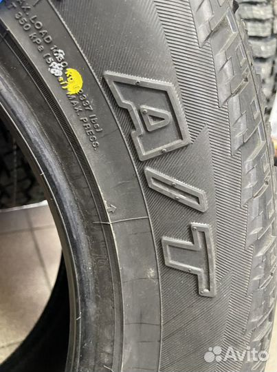 Yokohama Geolandar A/T G015 235/55 R19 105H