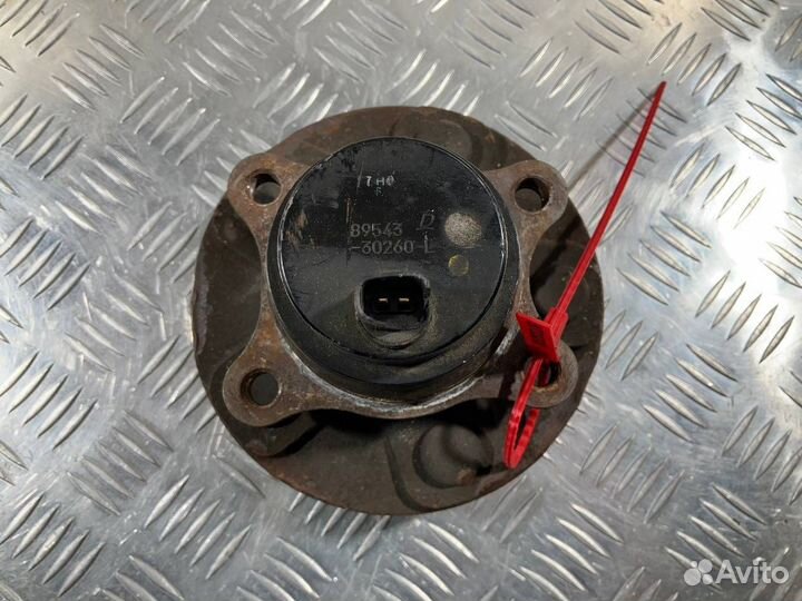 Ступица передняя левая Lexus LS 4 рест. 2010