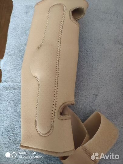 Бандаж на локтевой сустав левый