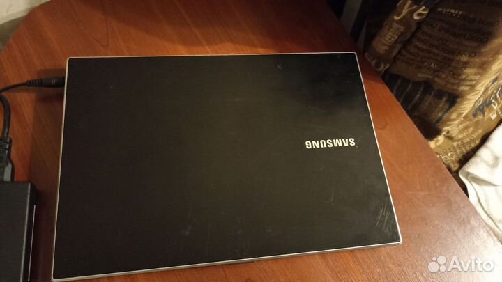 Ноутбук Samsung i3 /12GB / 120SSD+300HDD / Win10