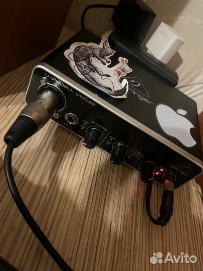 Компелкт звукового оборудования