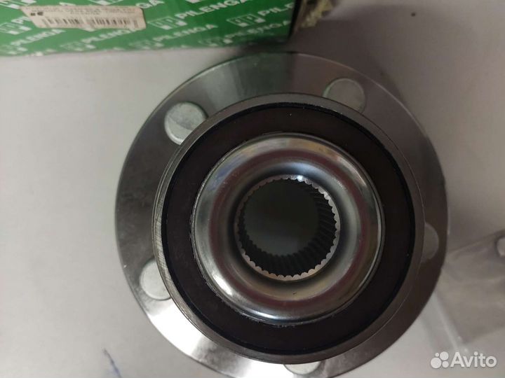 Ступица перед. с подшипником Ford Mondeo