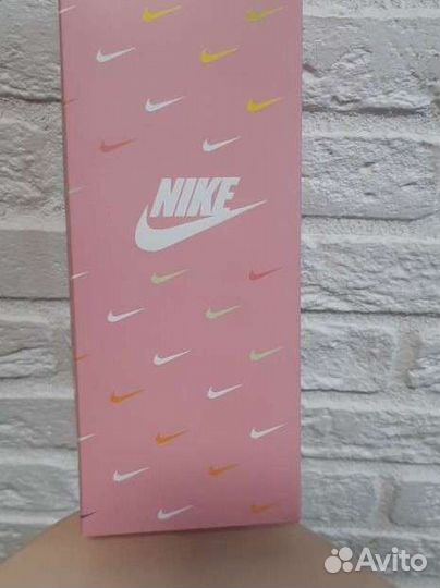 Носки женские в подарочной коробочке