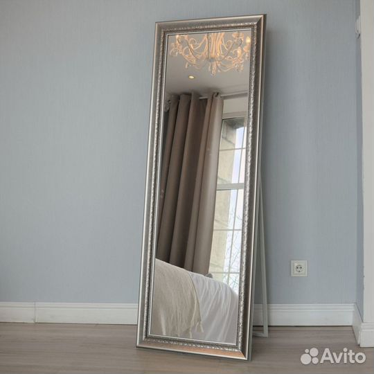 Зеркало. Зеркало напольное